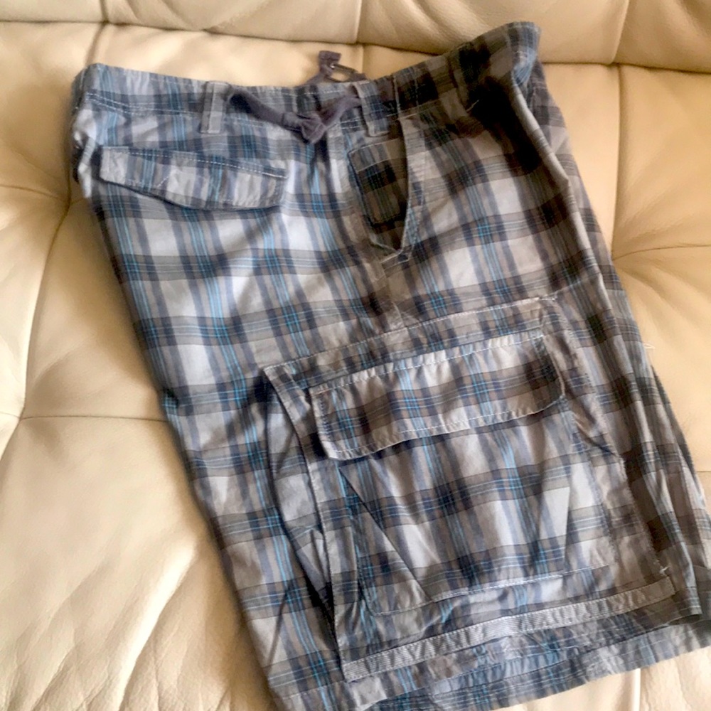 Men’s Bermuda shorts